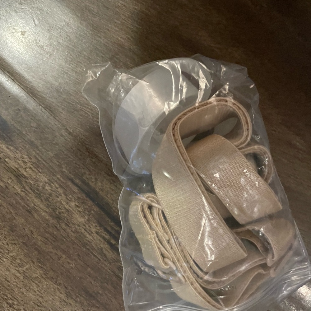 Cacique Strapless Bra - Beige🔥🔥🔥 - Picture 3 of 4